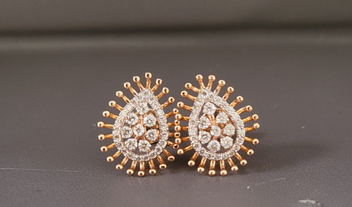 Ear ring 18kt ER00013
