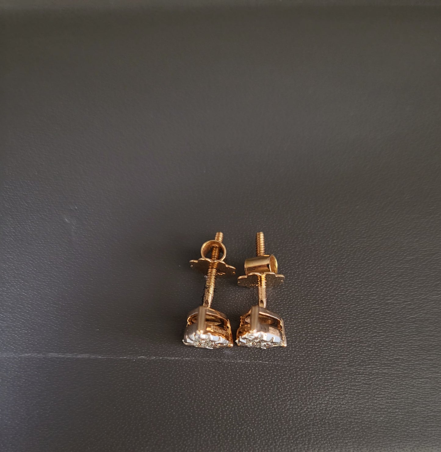 Ear ring 18kt ER00063