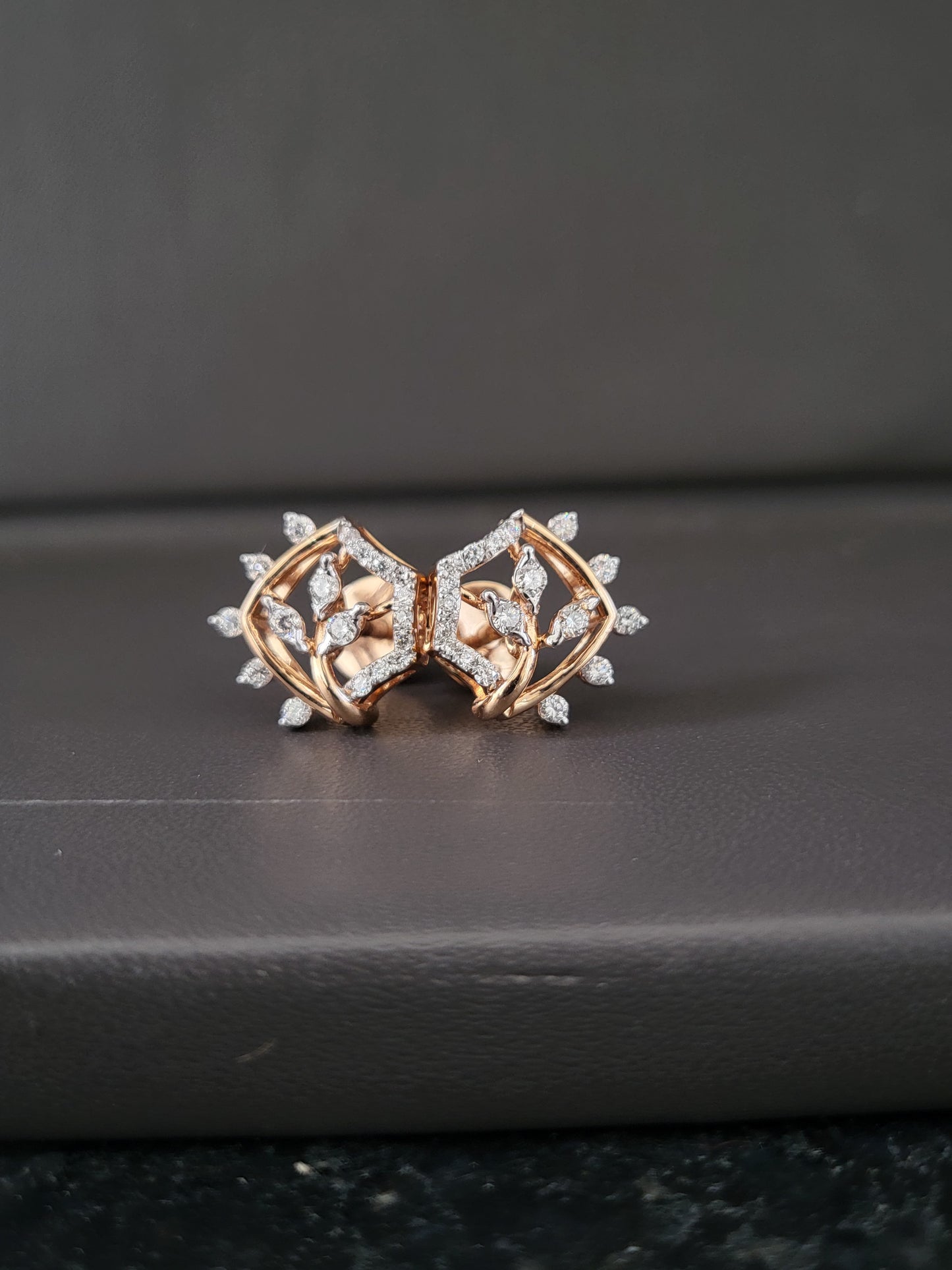 Ear ring 18kt ER00215