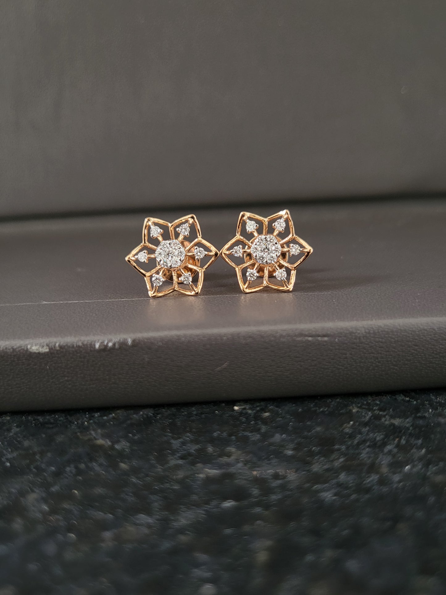 Ea ring 18kt ER00217