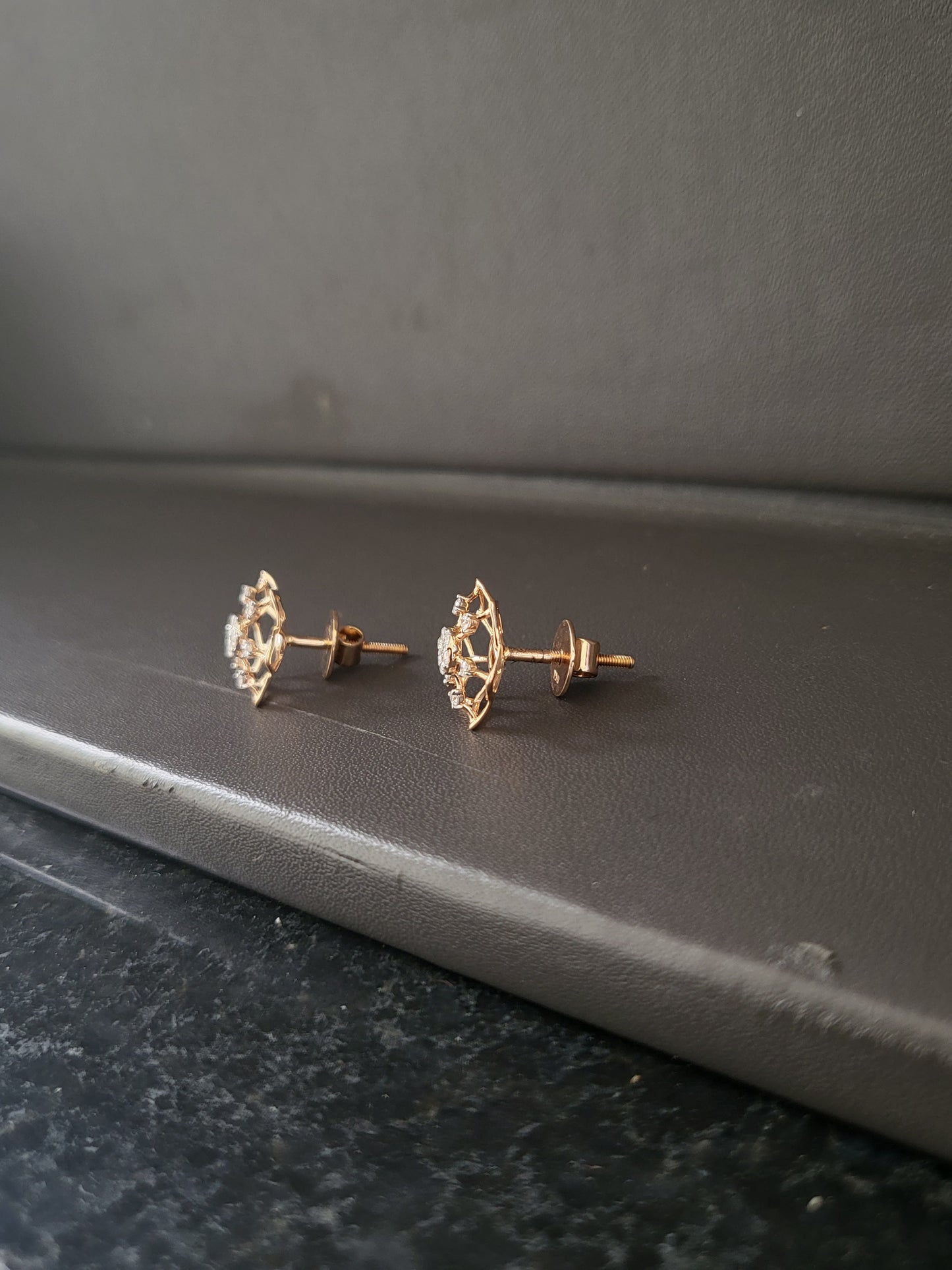 Ea ring 18kt ER00217
