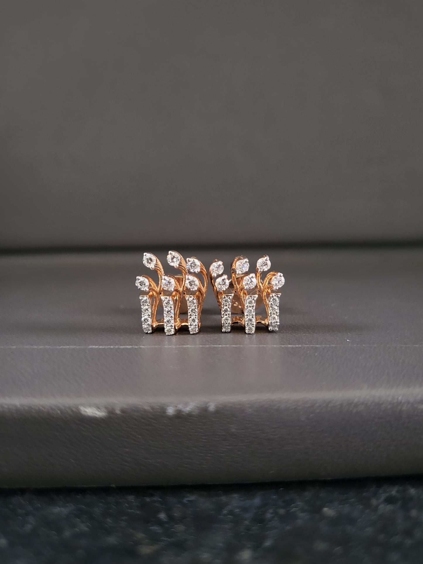 Ear ring 18kt ER00218