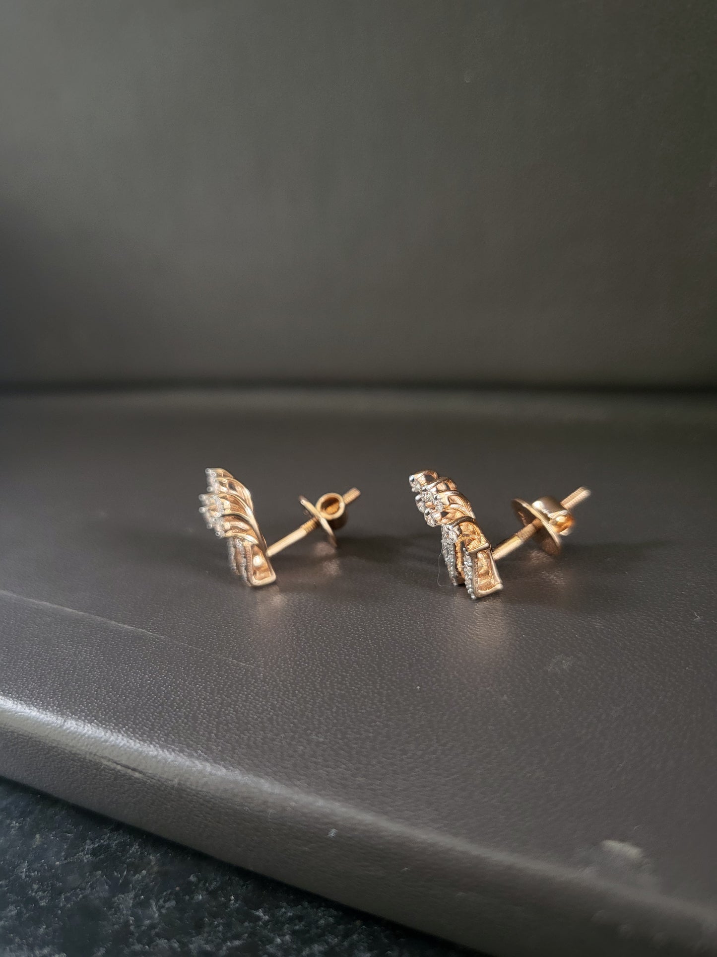Ear ring 18kt ER00218