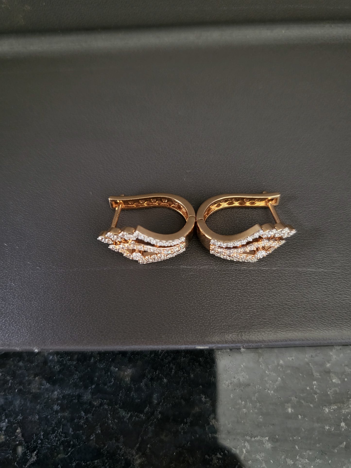 Ear ring 18kt ER00224