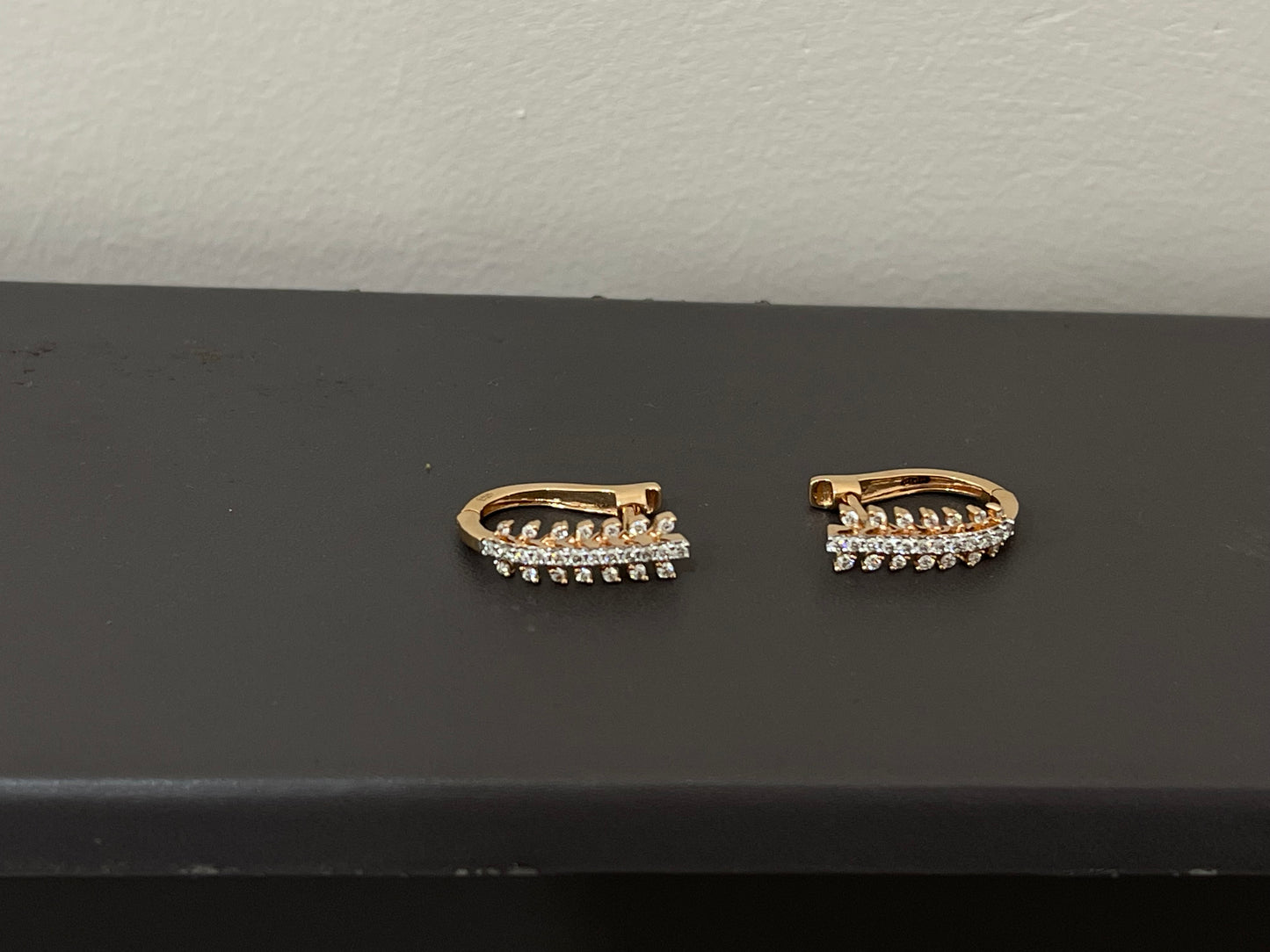Ear ring 18kt ER00253