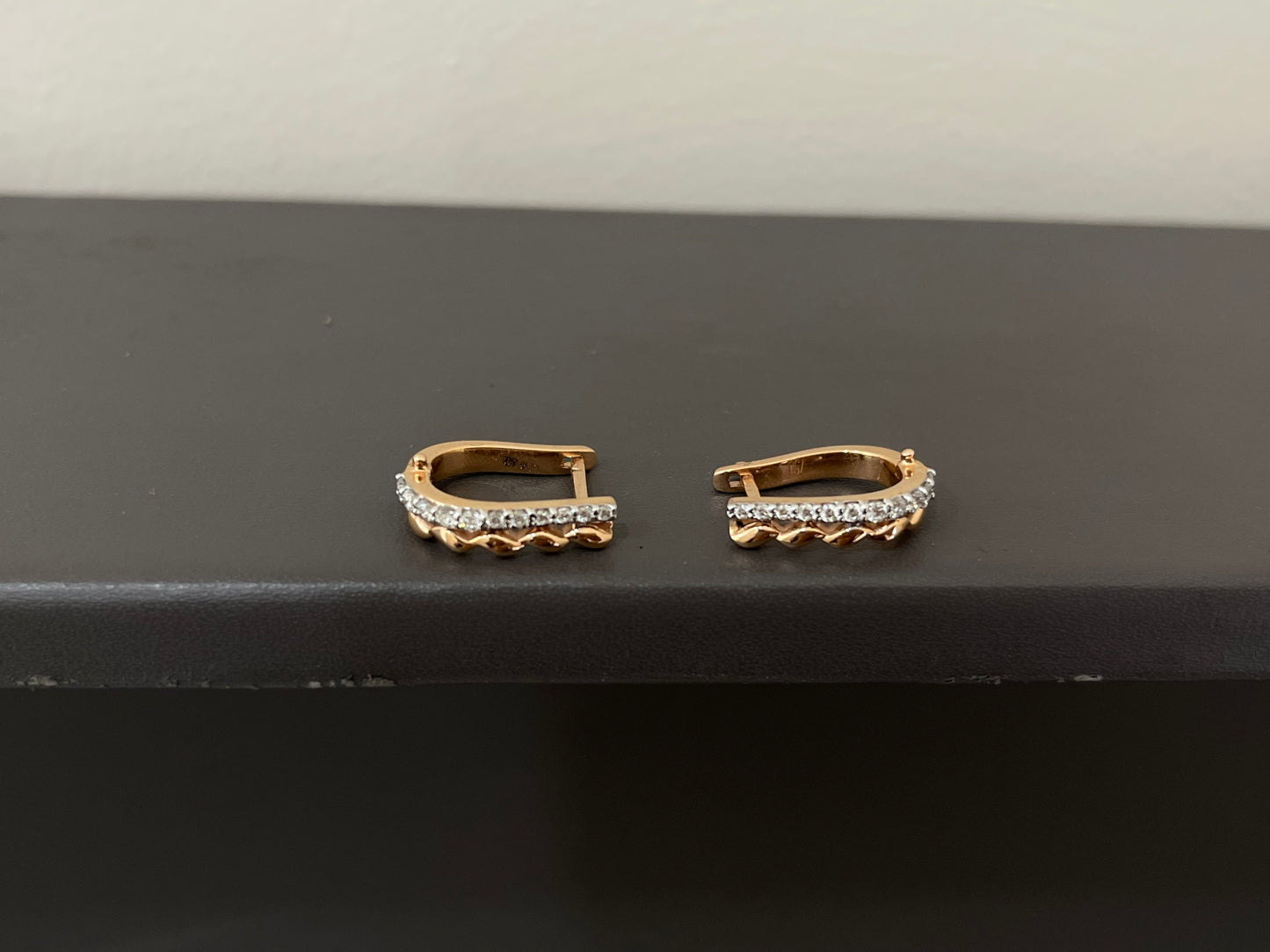 Ear ring 18kt ER00254