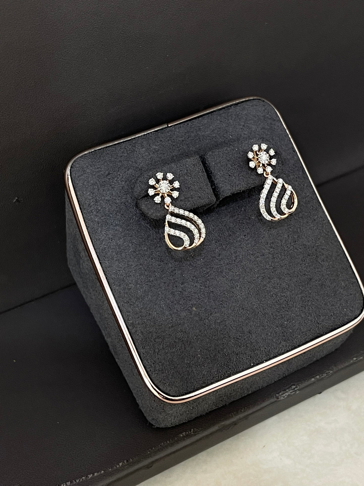Ear ring 18kt ER00255