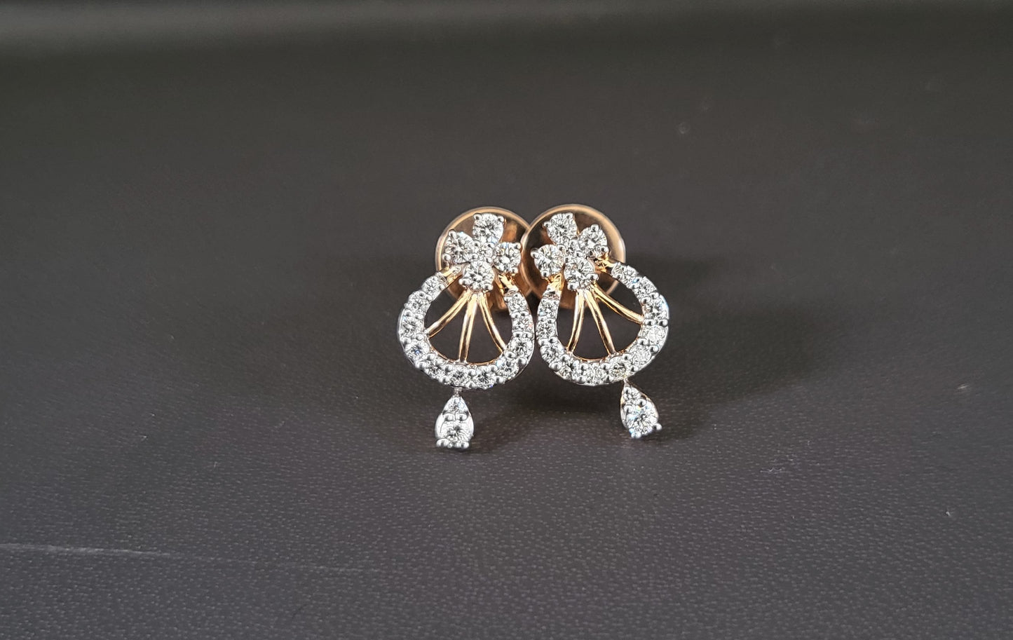Ear ring 18kr ER00094