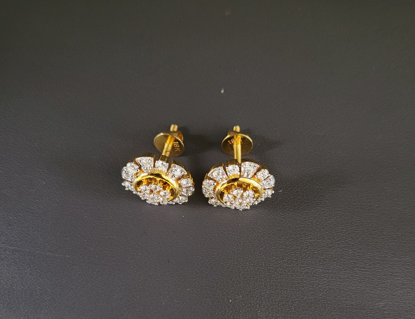 Ear ring 18kt ER00027