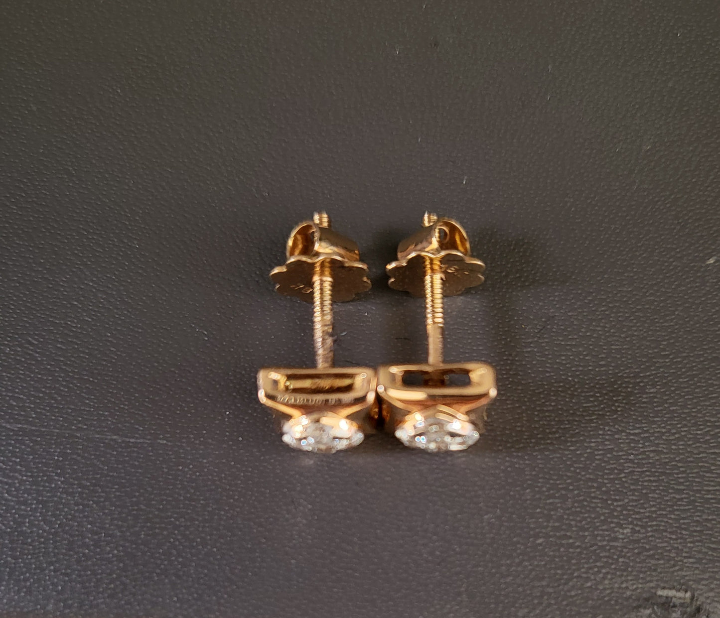 Ear ring 18kt ER00110