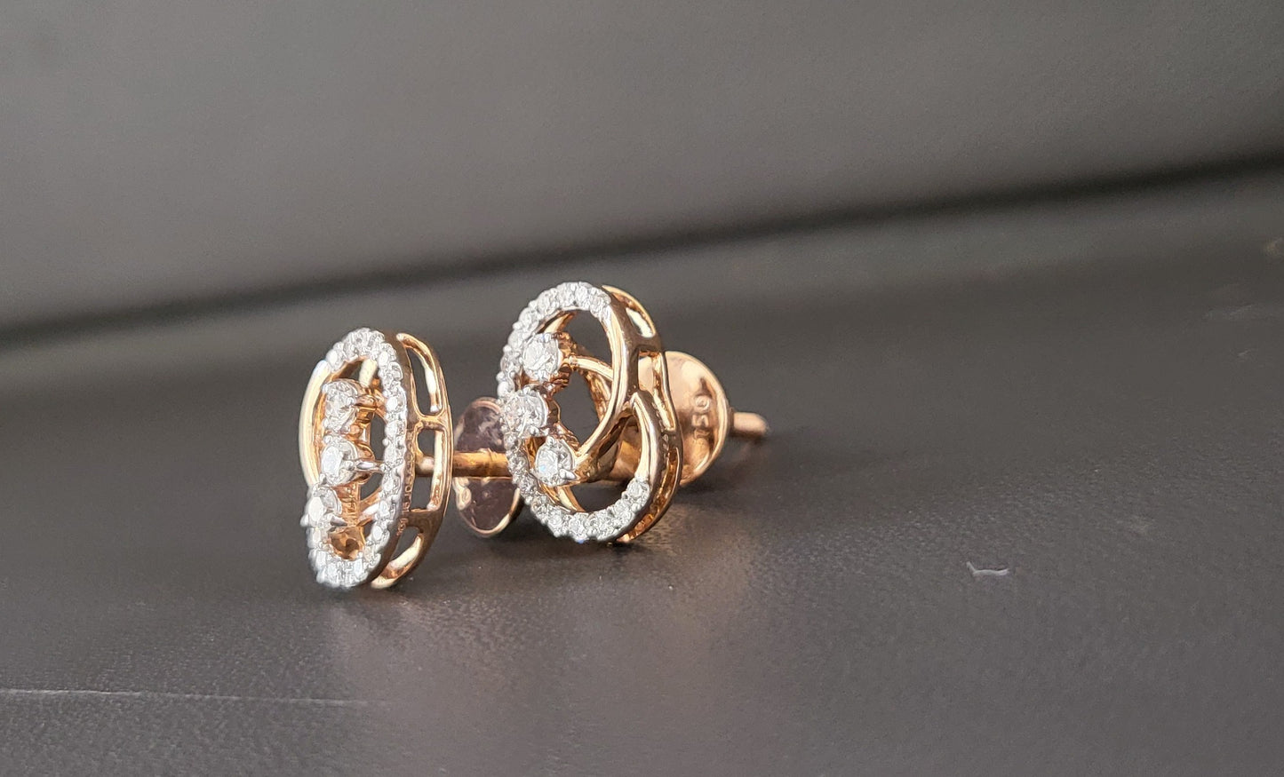 Ear ring 18kt ER00124