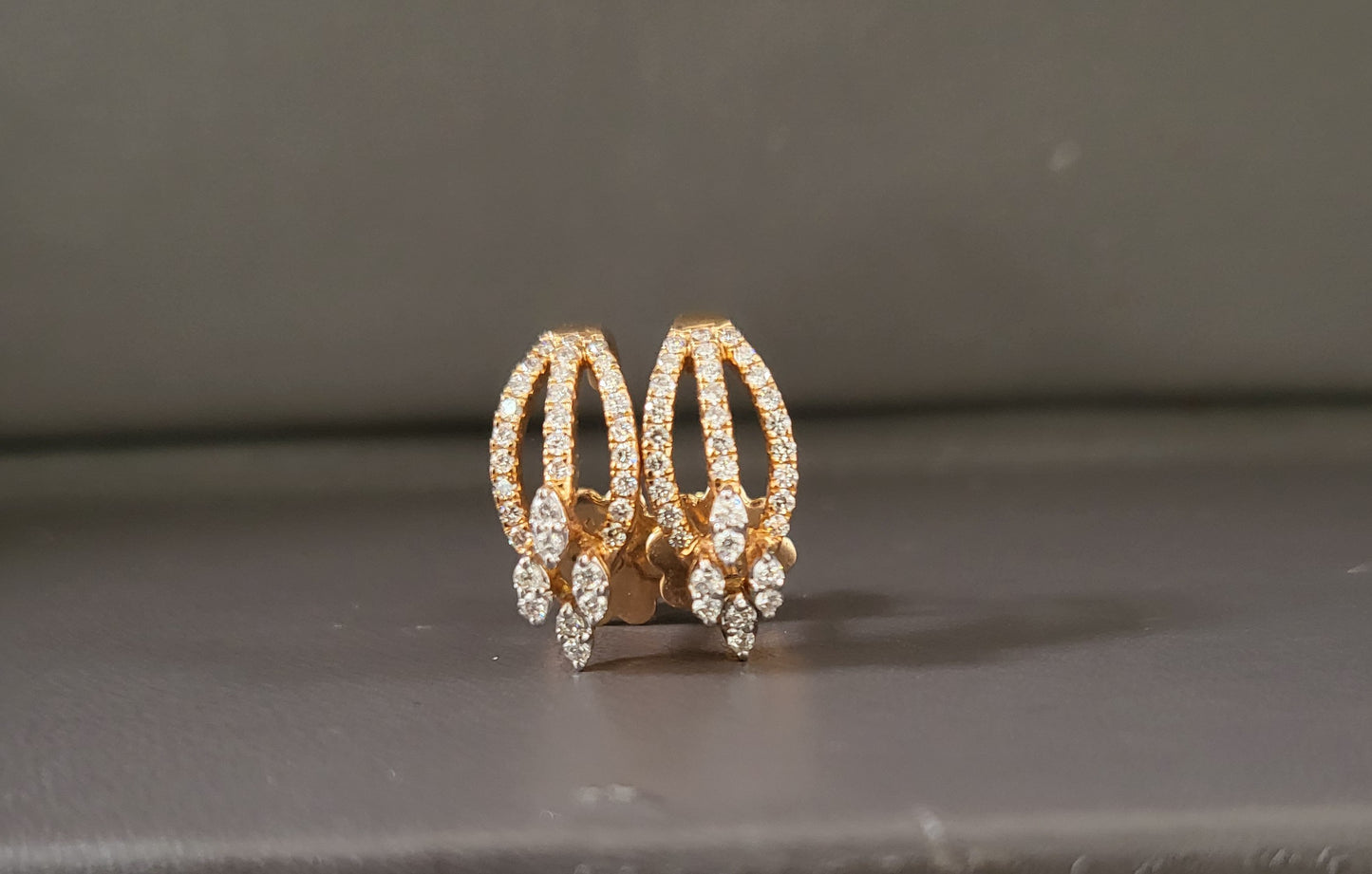 Ear ring 18kt ER00152