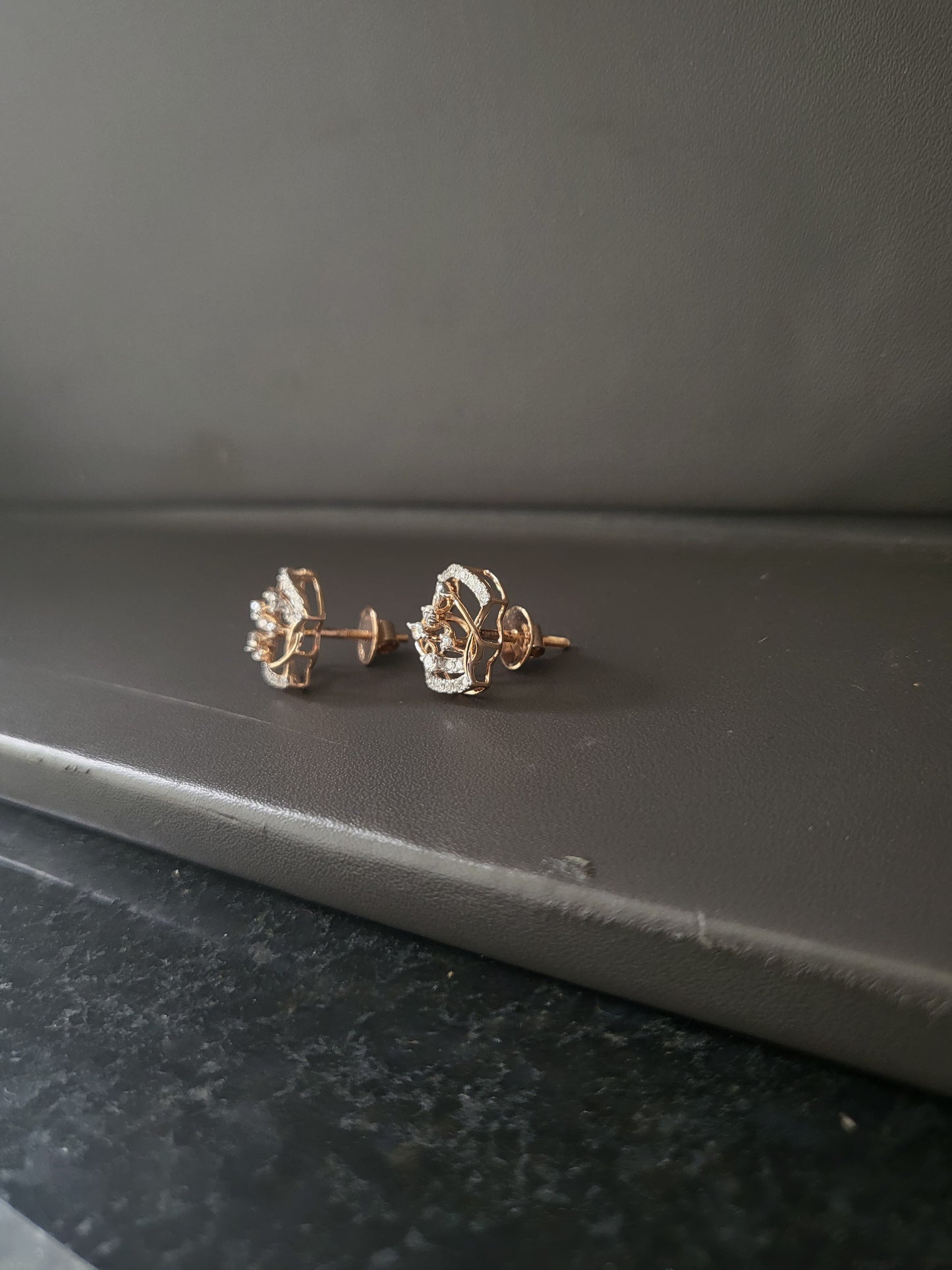 Ear ring 18kt ER00213