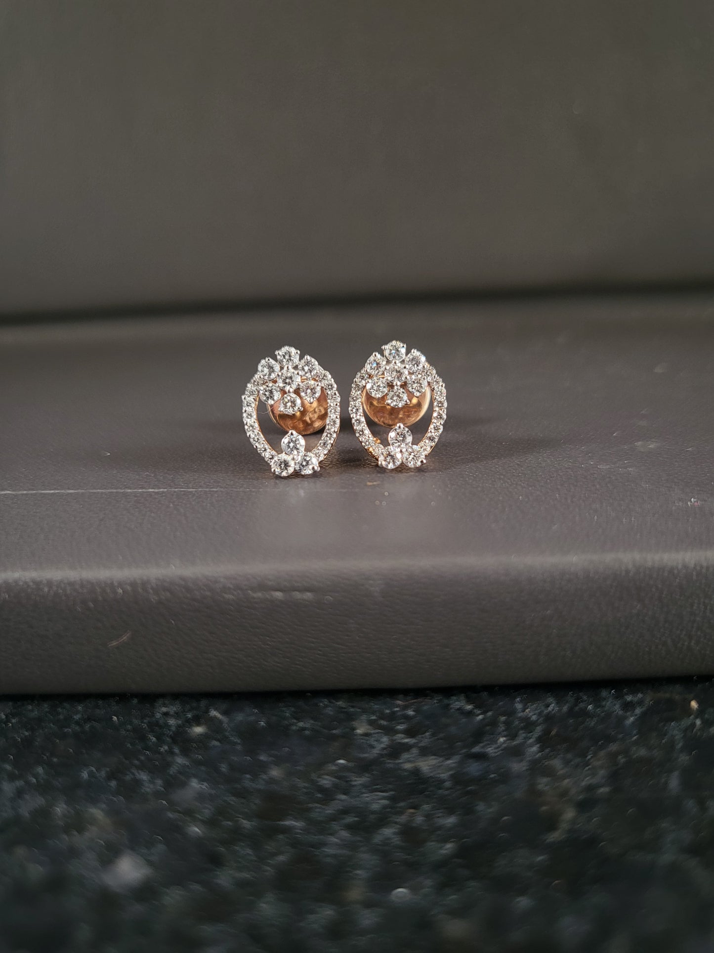 Ear ring 18kt ER00214