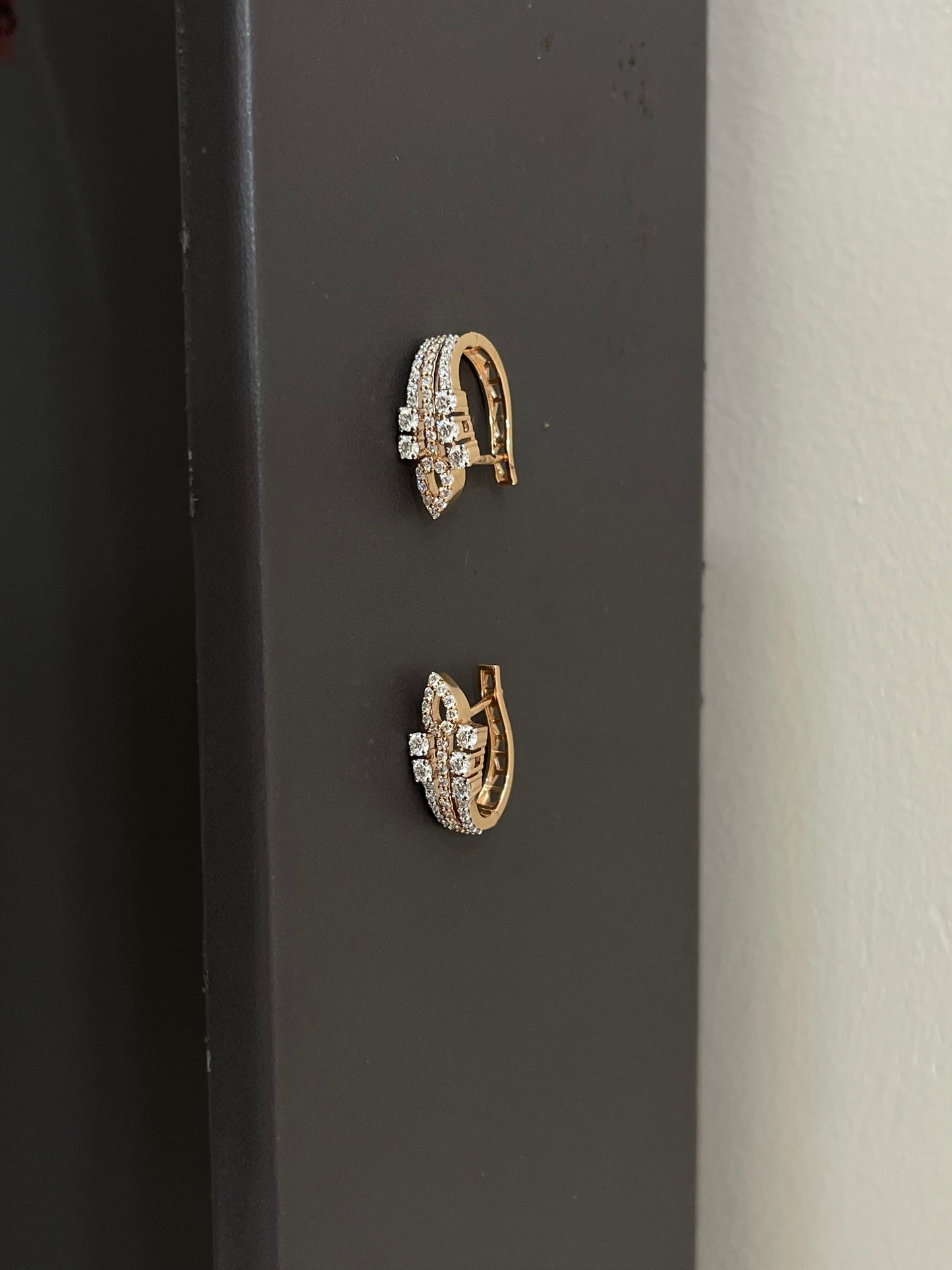 Ear ring 18kt ER00251