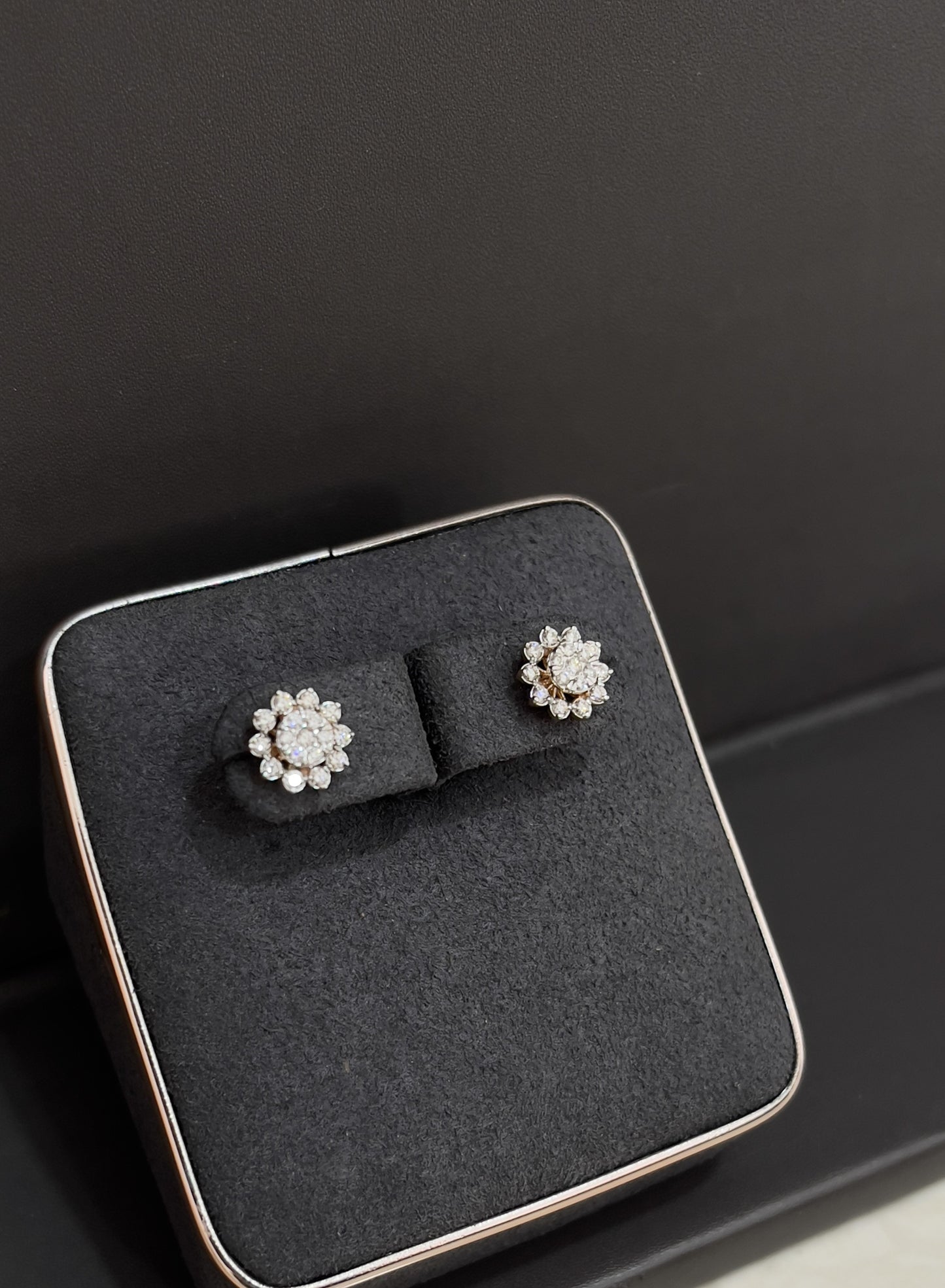 Ear ring 18kt ER00267