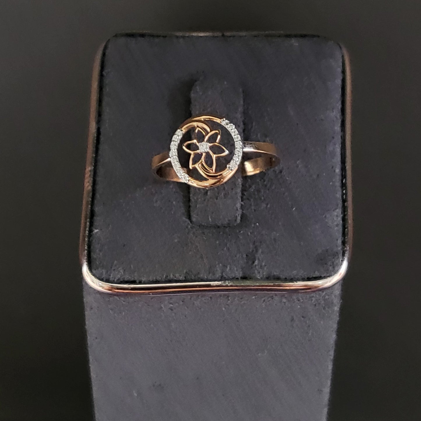 Ladies Ring 14K RG00261